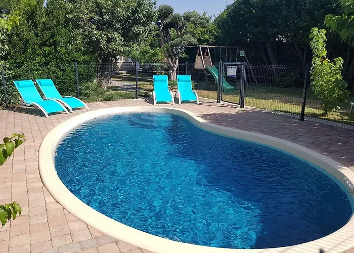 La Milouyette Villa *